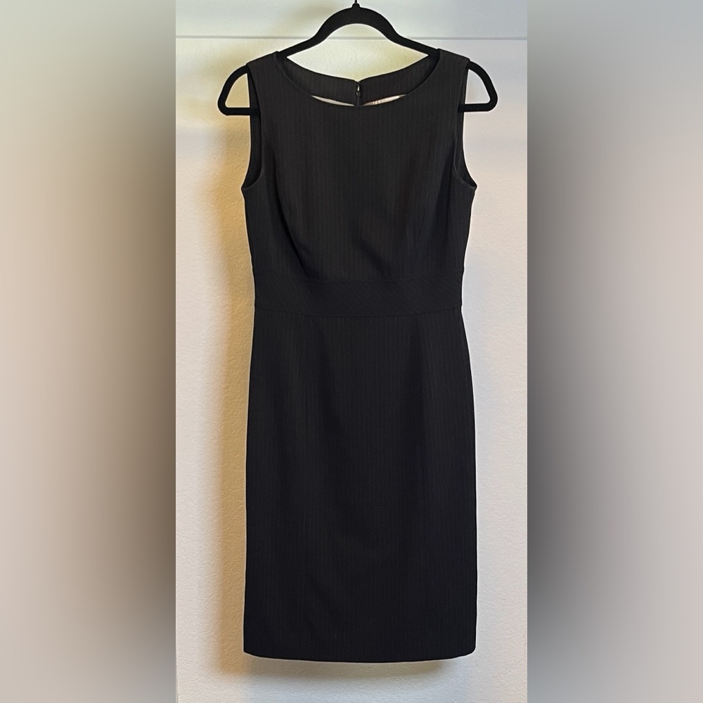 Tahari Black Sleeveless Midi Sheath Dress Pinstripes size 4